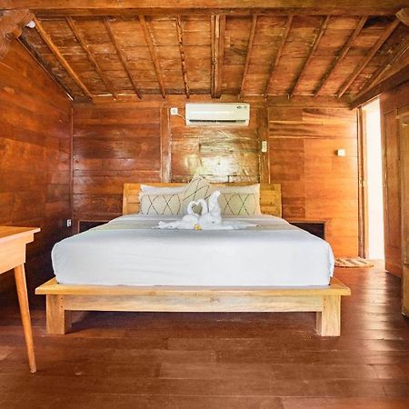 Pondok Chesia Homestay Canggu Buitenkant foto